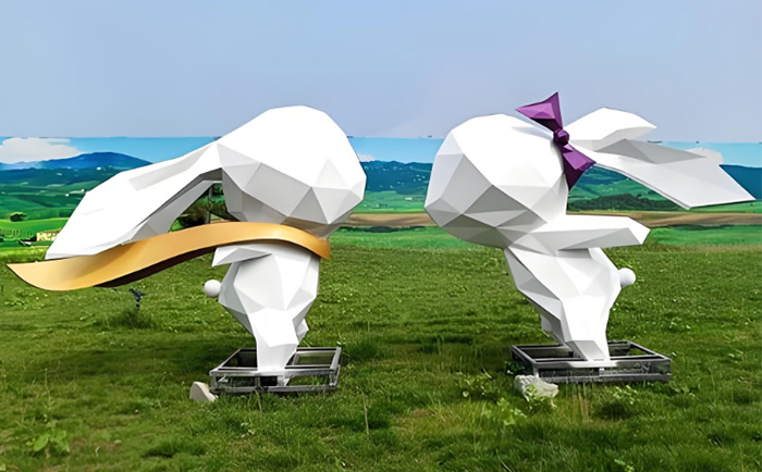 不銹鋼幾何動(dòng)物雕塑--以幾何為筆，重繪動(dòng)物的第二生命