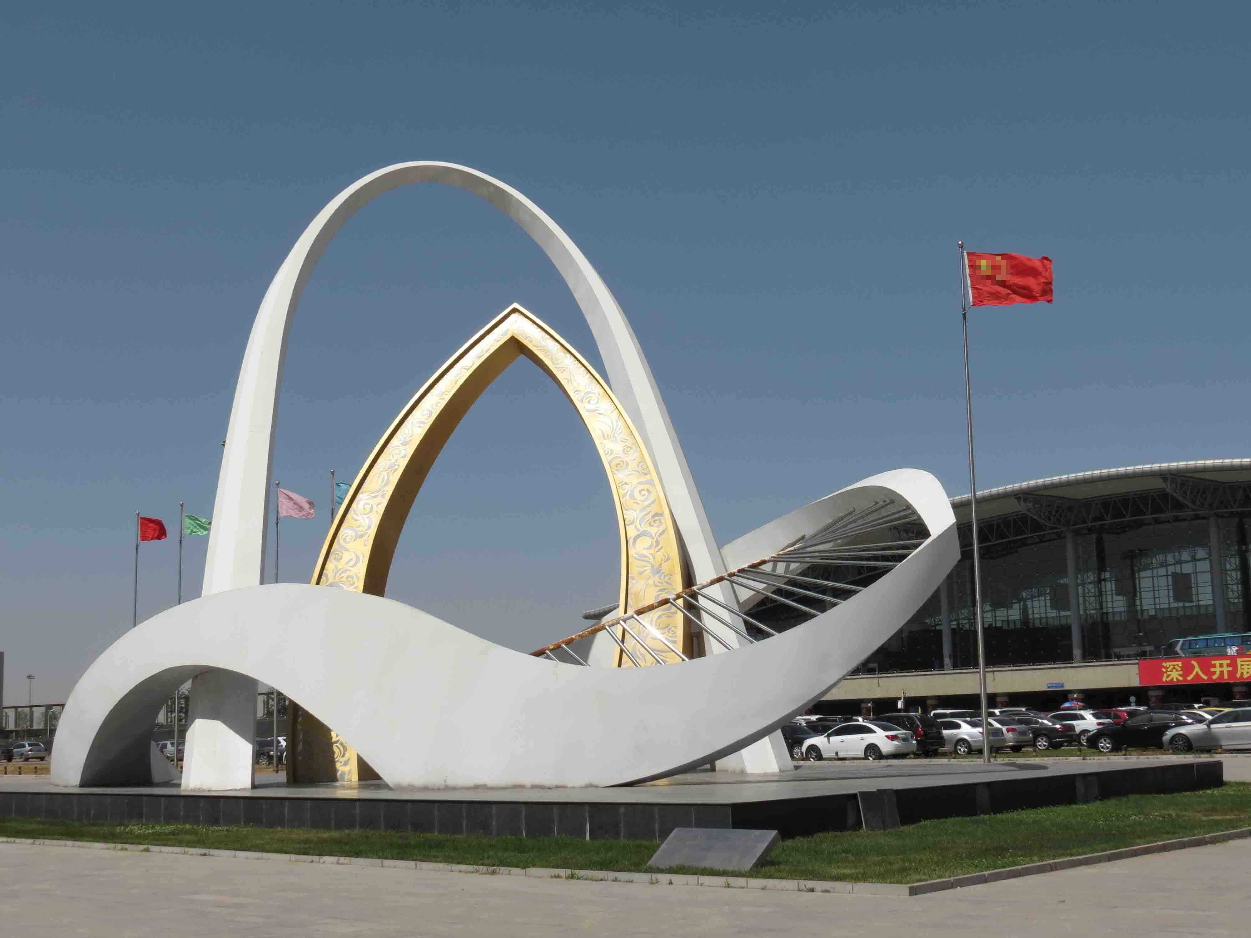 機(jī)場(chǎng)景觀雕塑，機(jī)場(chǎng)不銹鋼標(biāo)志，廣場(chǎng)大型標(biāo)志